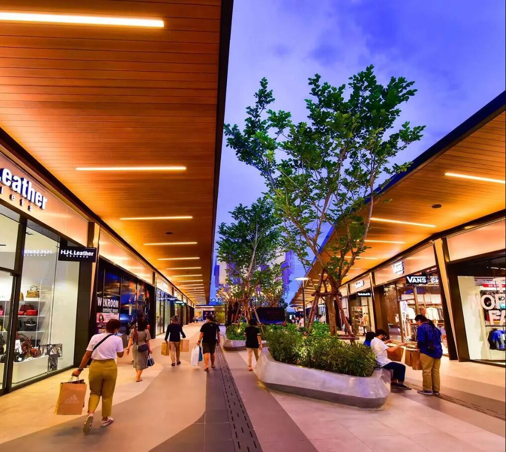 Smartworld Le courtyard